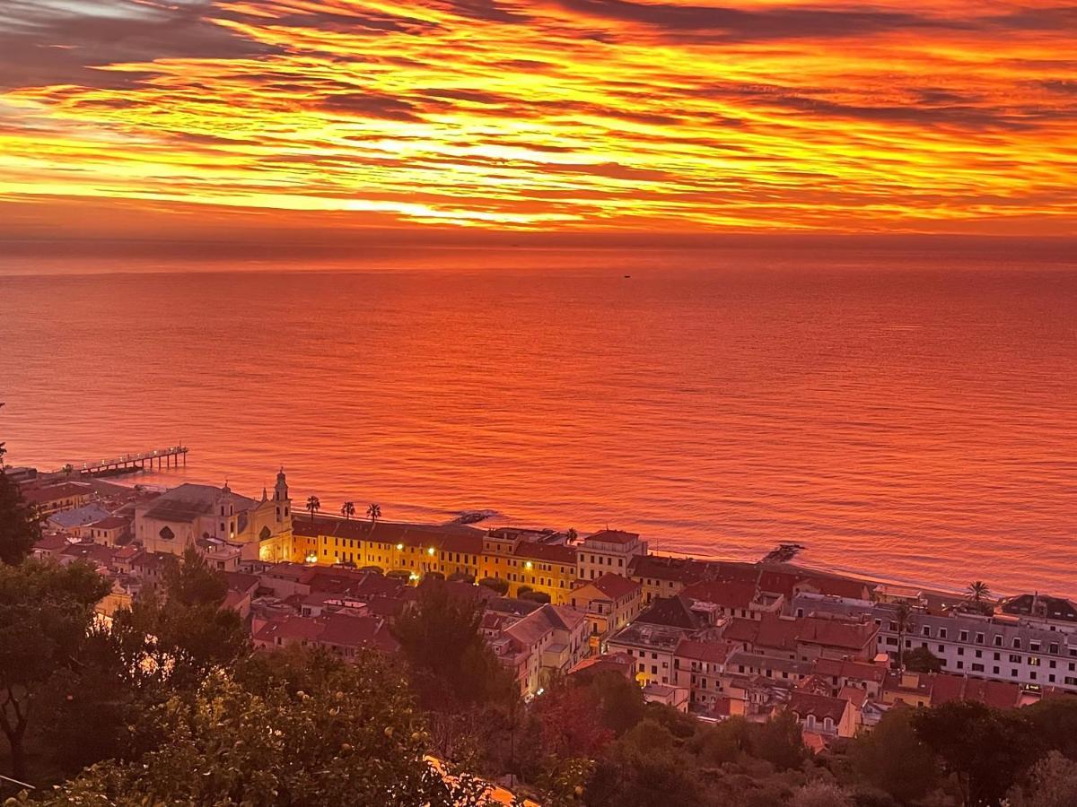 Sotto Le Stelle ...Il Mare Ξενοδοχείο Pietra Ligure Εξωτερικό φωτογραφία